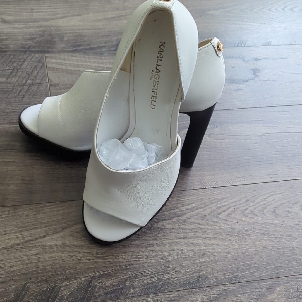 Karl Lagerfeld Cream Peep Toe Heels - Picture 6 of 16